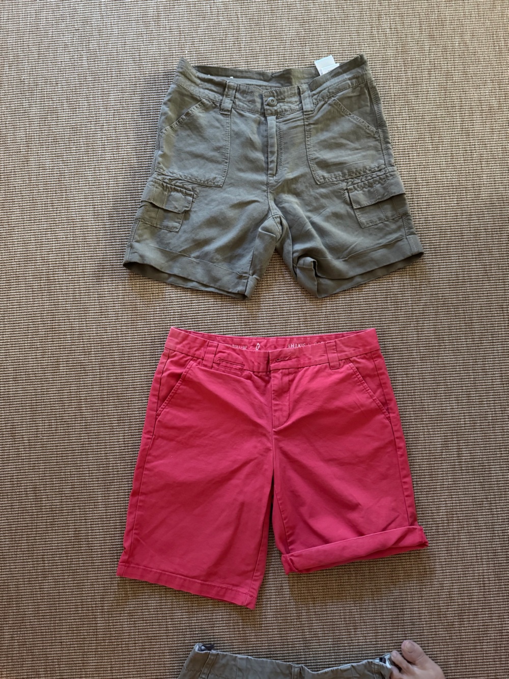 Uniqlo XS & Gap Size 0 Red/Dk Pink Women's Bermuda Shorts